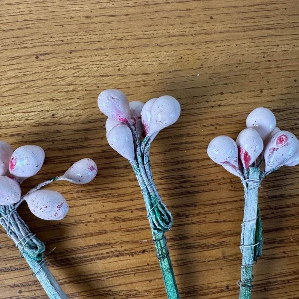 5 Piece Light Pink Berry Picks Stems Craft Floral‎ Arrangement Embellishment
